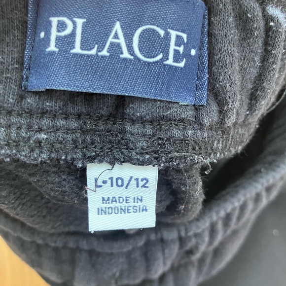 Bundle of 9 PCS Children’s Place Long Sleeve Tees and pants Boys. Size 10/12 - Picture 10 of 11